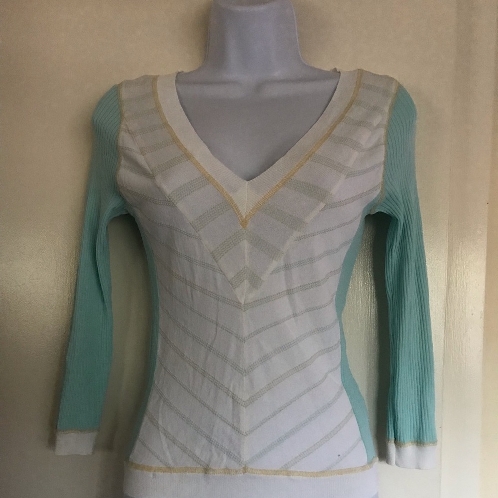 Vintage 90 ESSENDI Design size M women’s top pistachio color 63%viscose 37%nylon